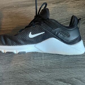 Nike Women’s Black Athletic Shoes